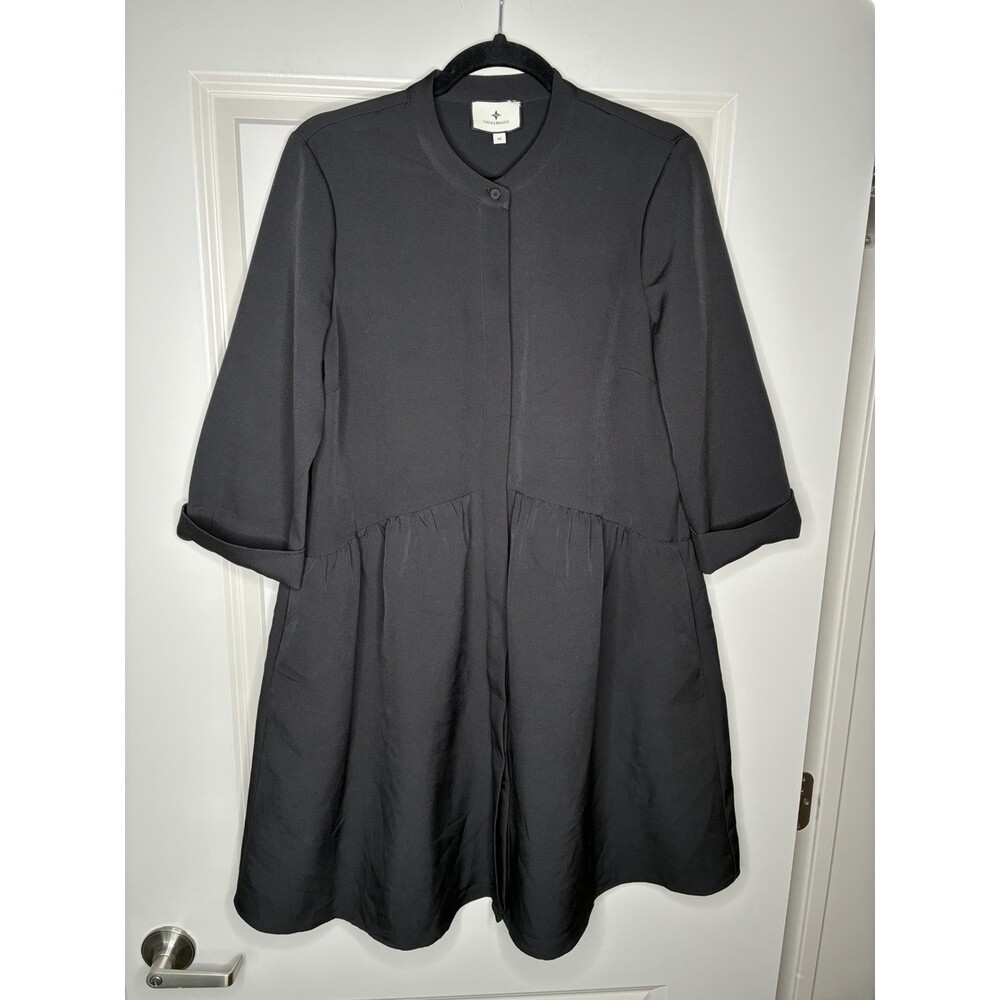 Tuckernuck Black Stretch Crepe Royal Shirt Dress in Black Size Medium - Picture 3 of 8
